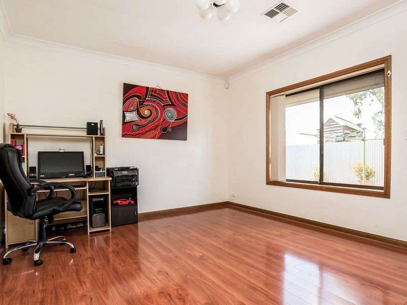 5 Dunstan Court, Pennington SA 5013