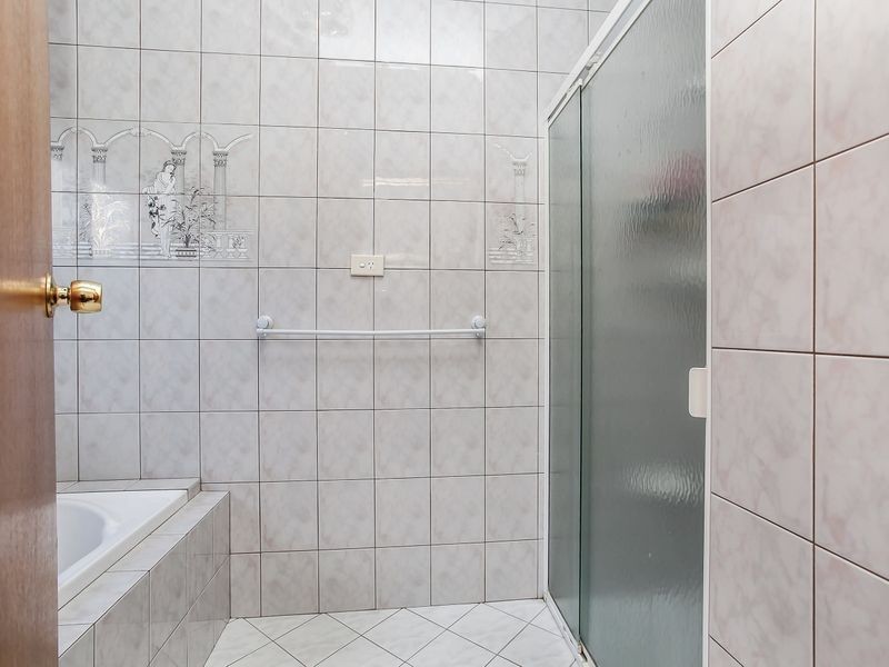 5 Dunstan Court, Pennington SA 5013