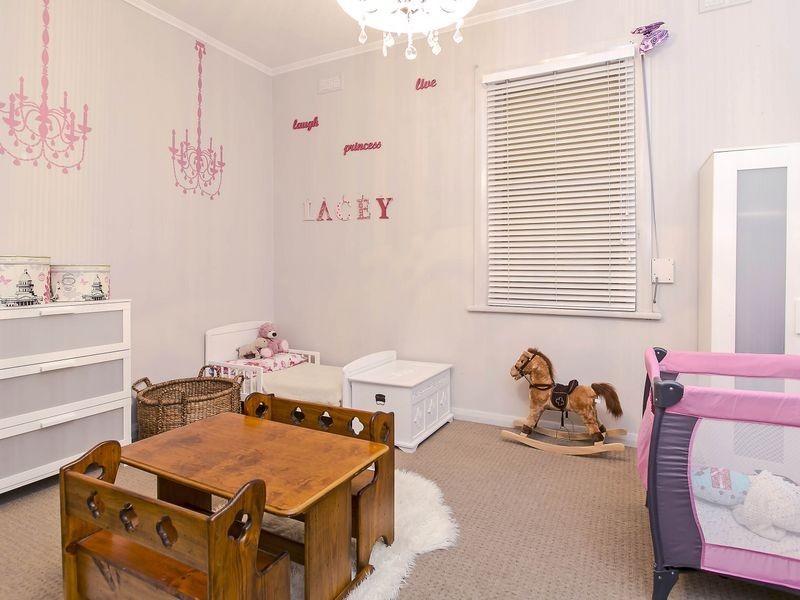 36 Russell Street, Ethelton SA 5015