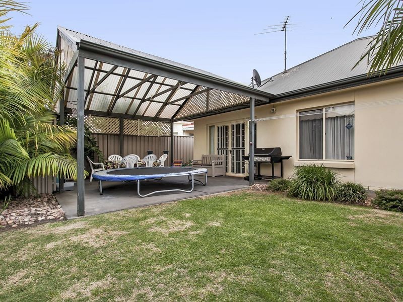 9 Knapman Crescent, Port Adelaide SA 5015