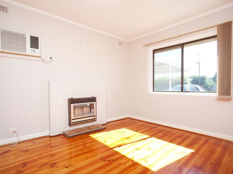 223 Tapleys Hill Road, Seaton SA 5023