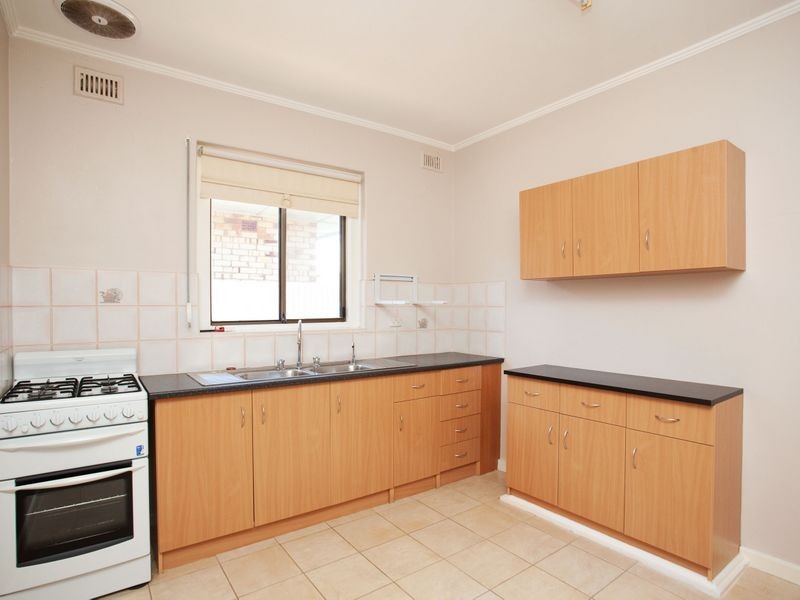 223 Tapleys Hill Road, Seaton SA 5023