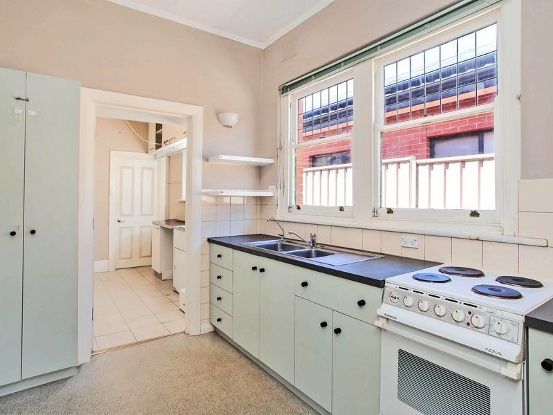 11 Fourth Avenue, Seaton SA 5023