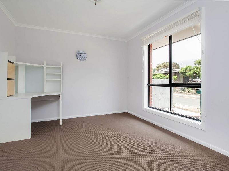 23 Emily Street, Birkenhead SA 5015