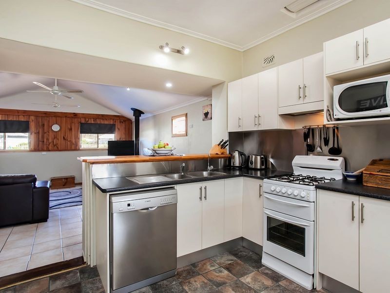 8 Denton Street, Hendon SA 5014