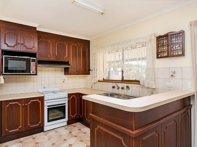 14 Sims Crescent, West Lakes SA 5021