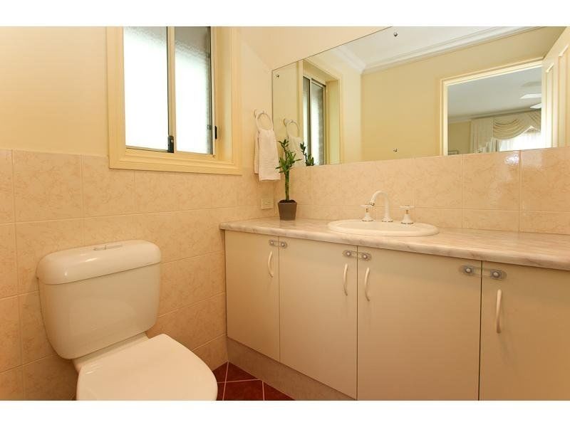 26 Elizabeth Crescent, Hallett Cove SA 5158