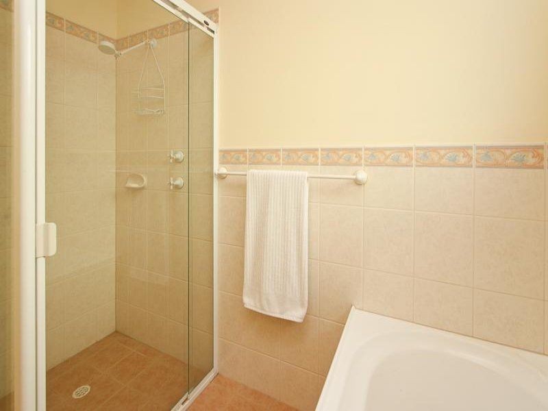 26 Elizabeth Crescent, Hallett Cove SA 5158