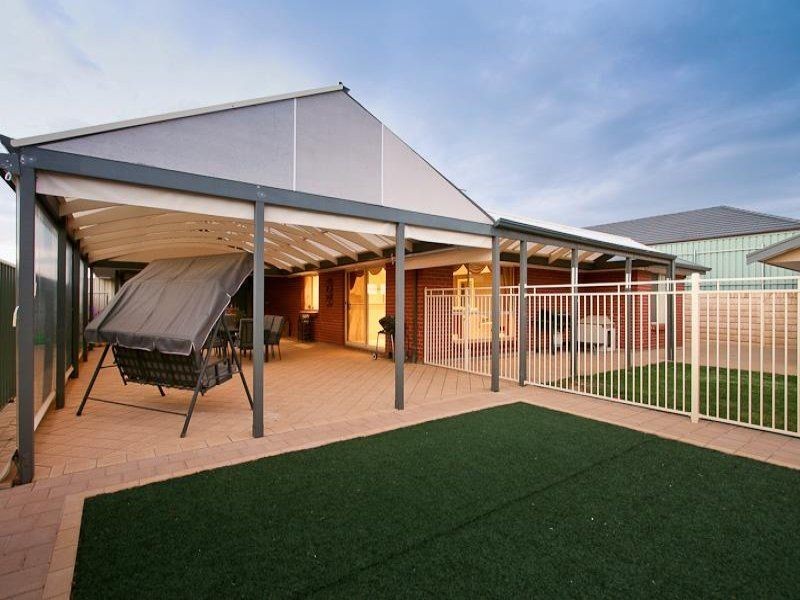 26 Elizabeth Crescent, Hallett Cove SA 5158