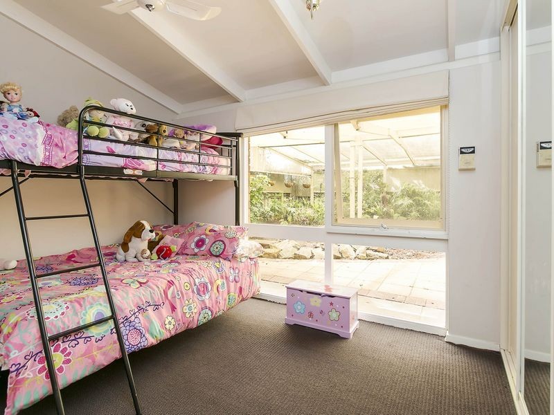 11 Marlee Court, West Lakes SA 5021