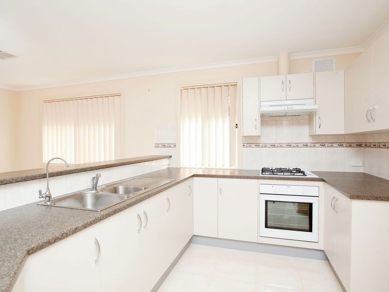 14 Haven Road, Mansfield Park SA 5012