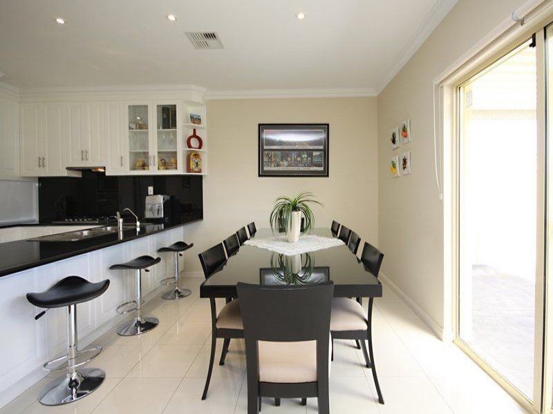 6 Collingwood Avenue, Flinders Park SA 5025