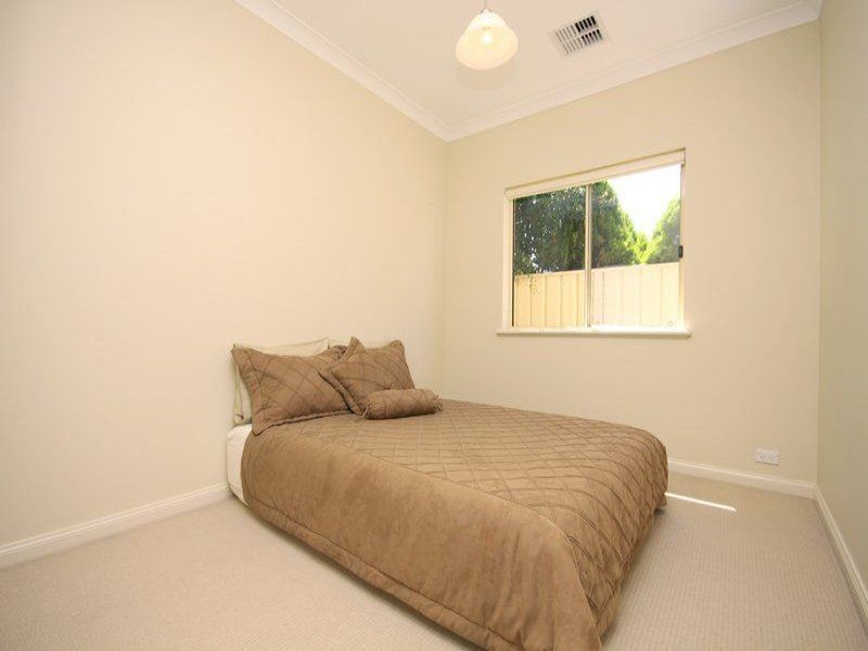 6 Collingwood Avenue, Flinders Park SA 5025