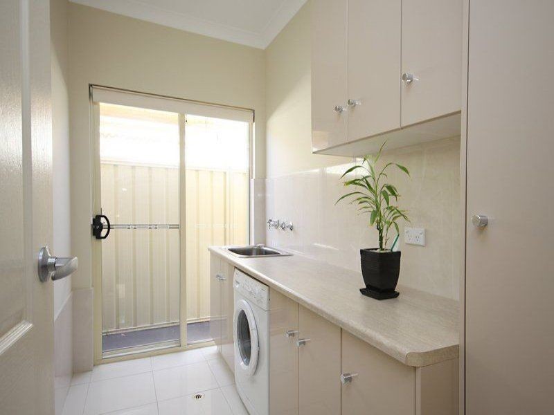 6 Collingwood Avenue, Flinders Park SA 5025