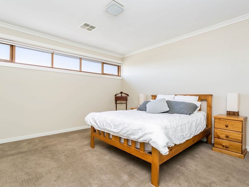 24 Horsley Drive, Kidman Park SA 5025