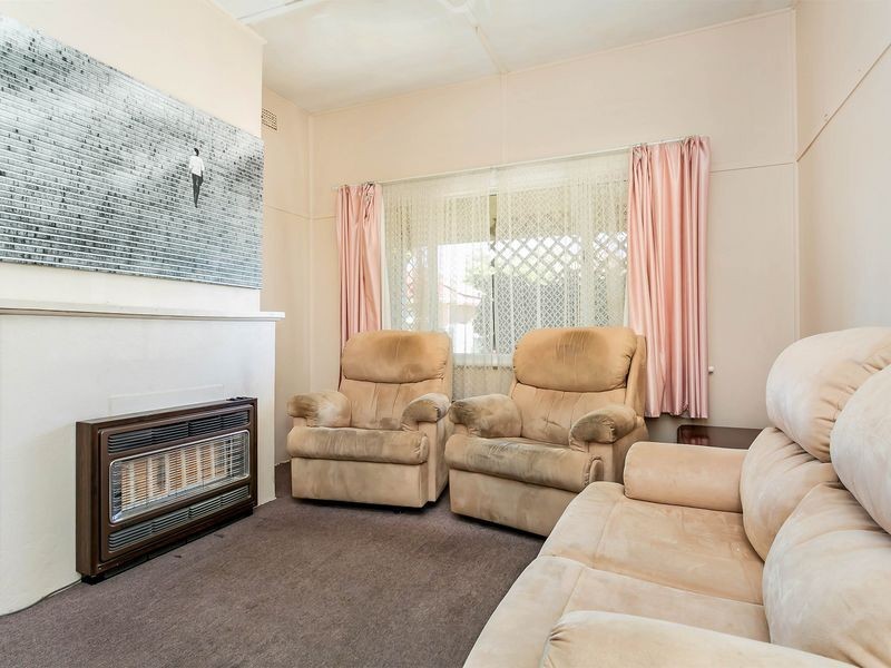 16 Reynolds Street, Rosewater SA 5013