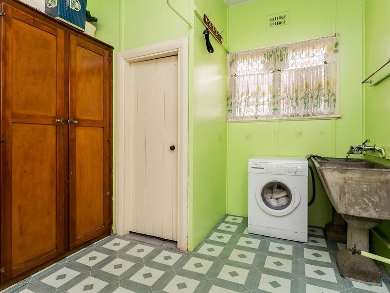 16 Reynolds Street, Rosewater SA 5013