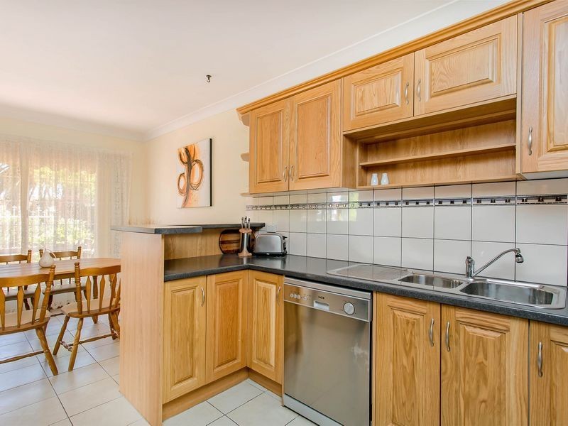 3/5 Cocos Grove, West Lakes SA 5021