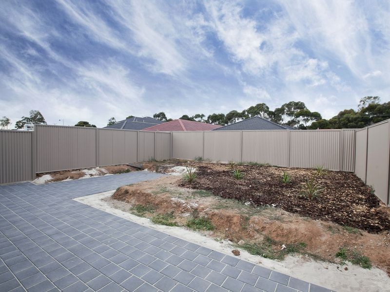 20 Londonderry Crescent, Mansfield Park SA 5012