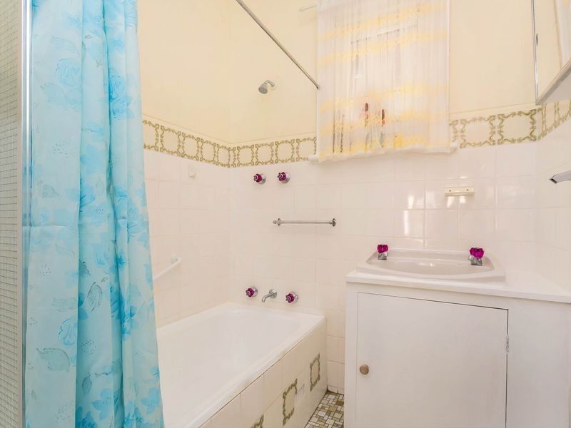 28 Andrew Street, Hendon SA 5014