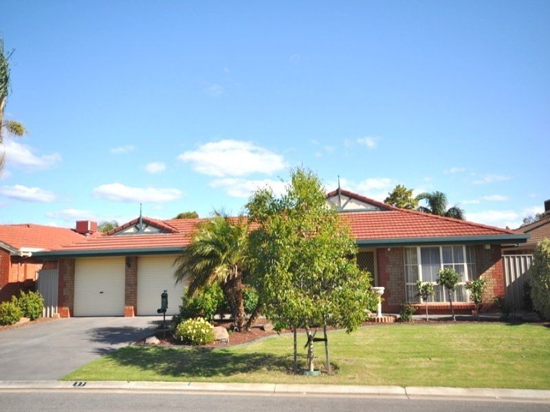 27 Tregenza Court, Parafield Gardens SA 5107