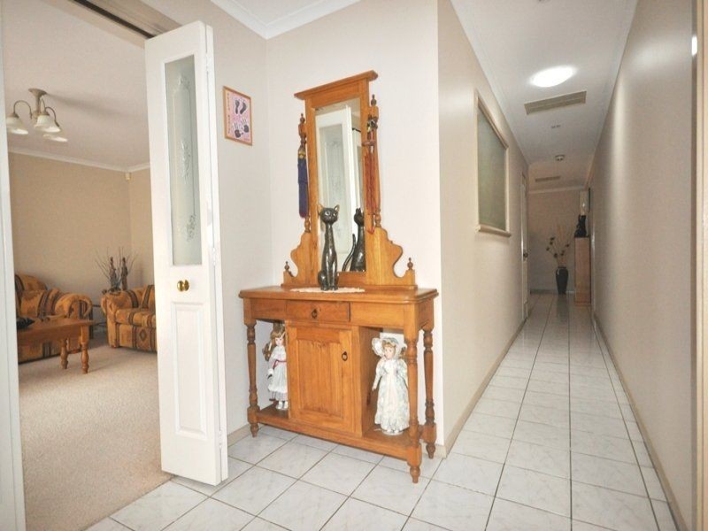 27 Tregenza Court, Parafield Gardens SA 5107