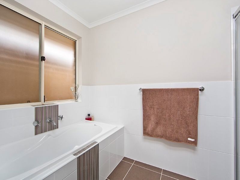 11 Whiteley Street, Munno Para SA 5115