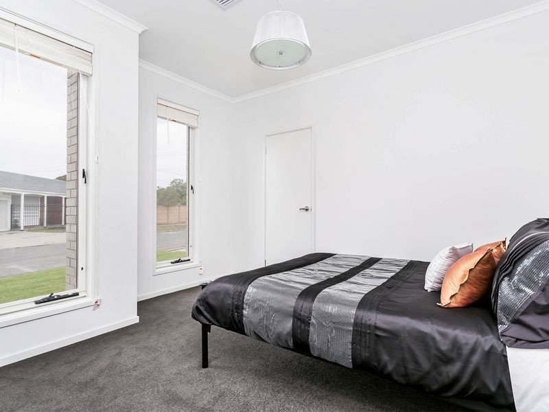 1a Dolphin Terrace, West Lakes Shore SA 5020