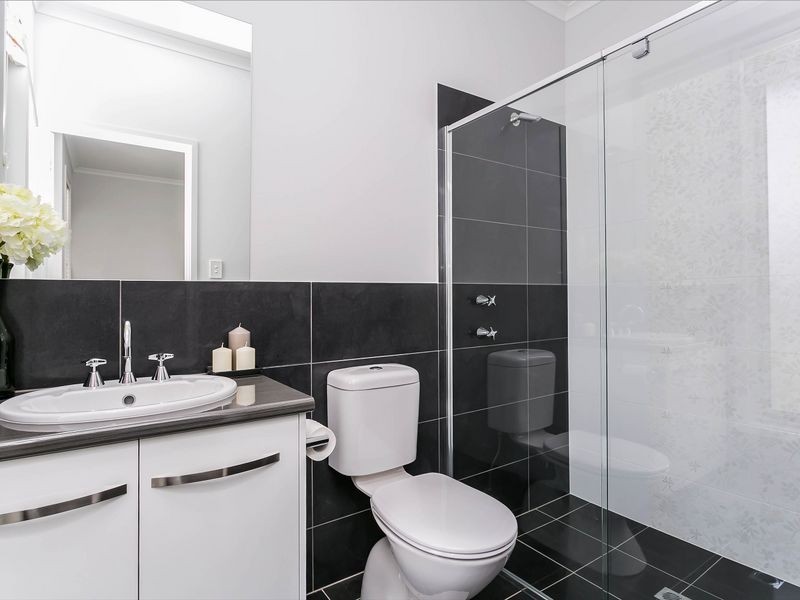 1a Dolphin Terrace, West Lakes Shore SA 5020