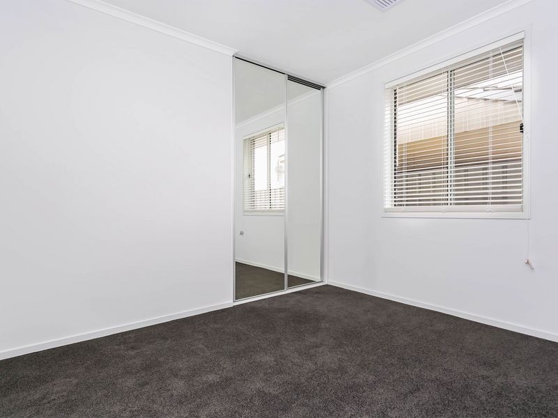 1a Dolphin Terrace, West Lakes Shore SA 5020