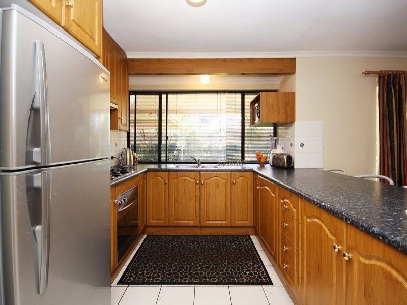 7 Gulf Point Drive, North Haven SA 5018