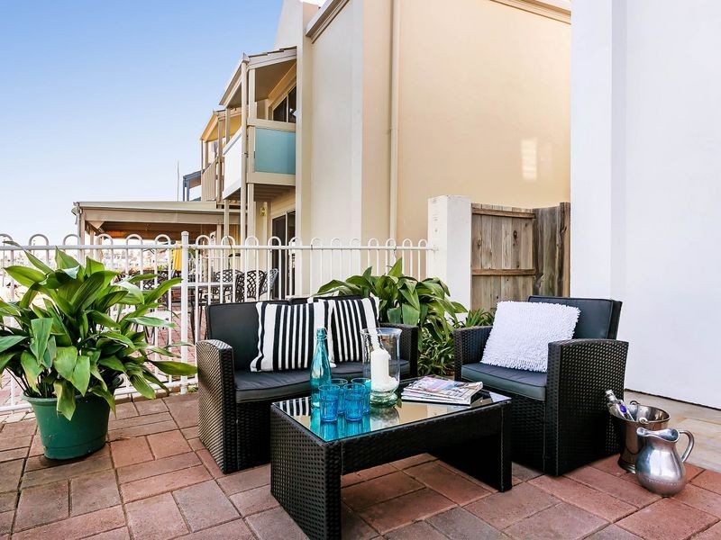 67 One And All Drive, North Haven SA 5018
