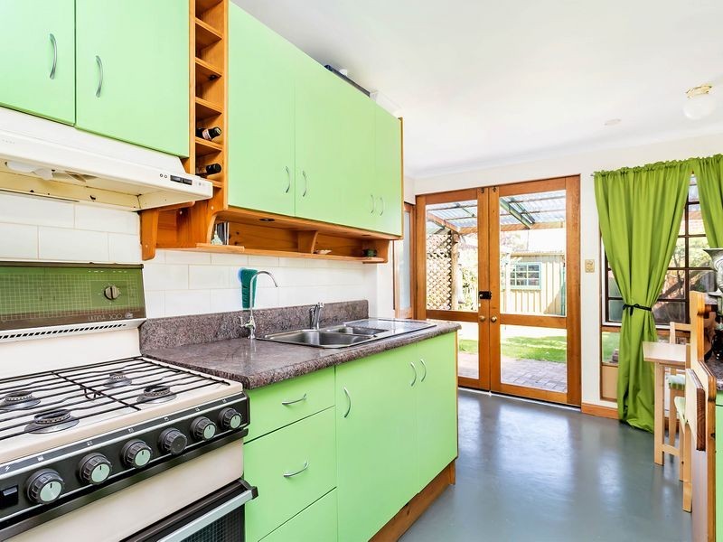 11 Wilpena Terrace, Kilkenny SA 5009