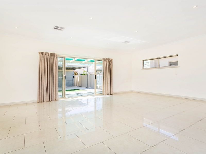 26 Terminus Street, Grange SA 5022