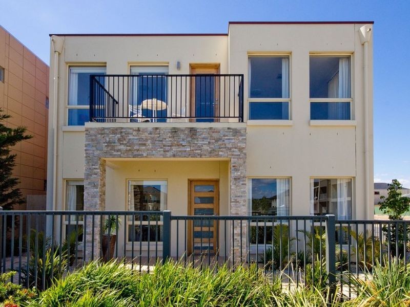 2 Marcella Lane, Mawson Lakes SA 5095