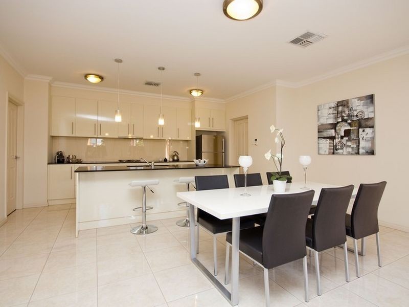 2 Marcella Lane, Mawson Lakes SA 5095
