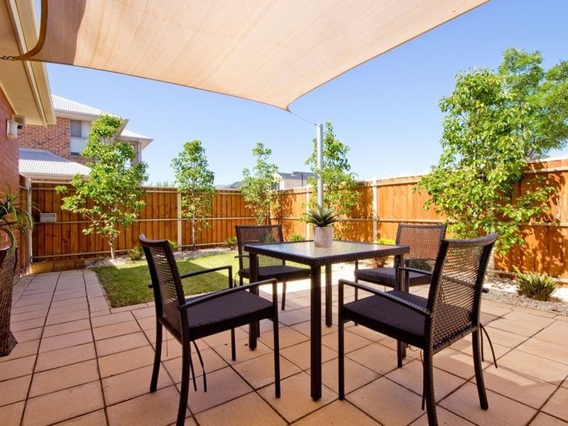 2 Marcella Lane, Mawson Lakes SA 5095