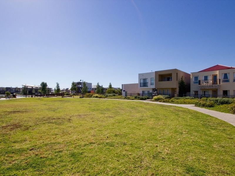 2 Marcella Lane, Mawson Lakes SA 5095
