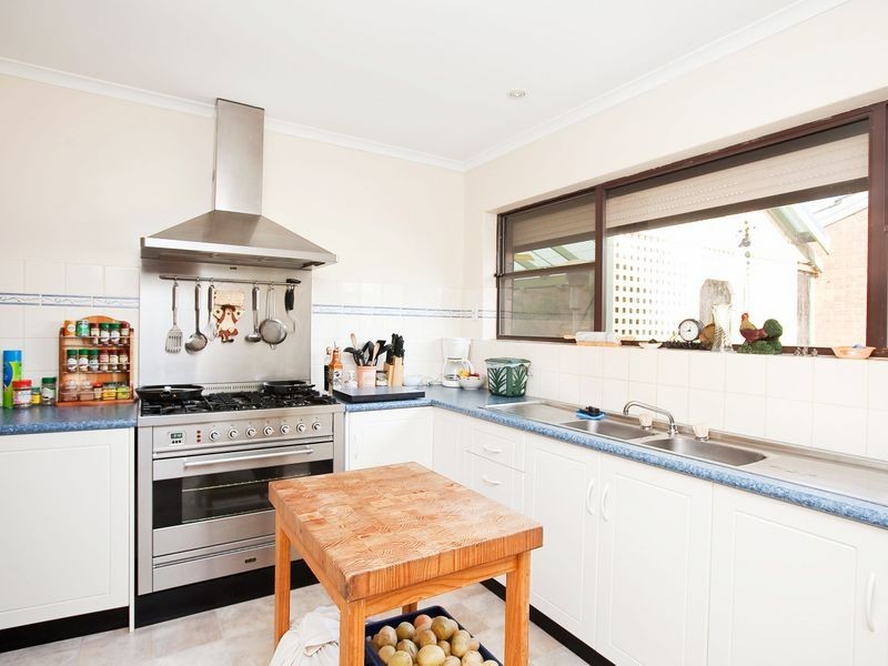 1 Derrick Court, North Haven SA 5018