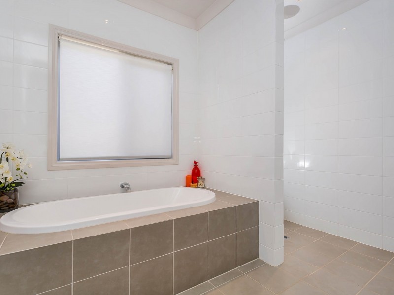 34 Horsley Drive, Kidman Park SA 5025