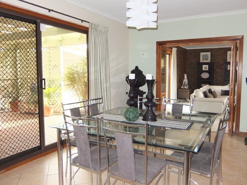 41 Lakeview Avenue, West Lakes SA 5021