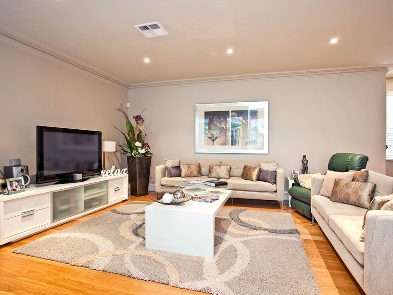 8 Medallion Drive, Grange SA 5022