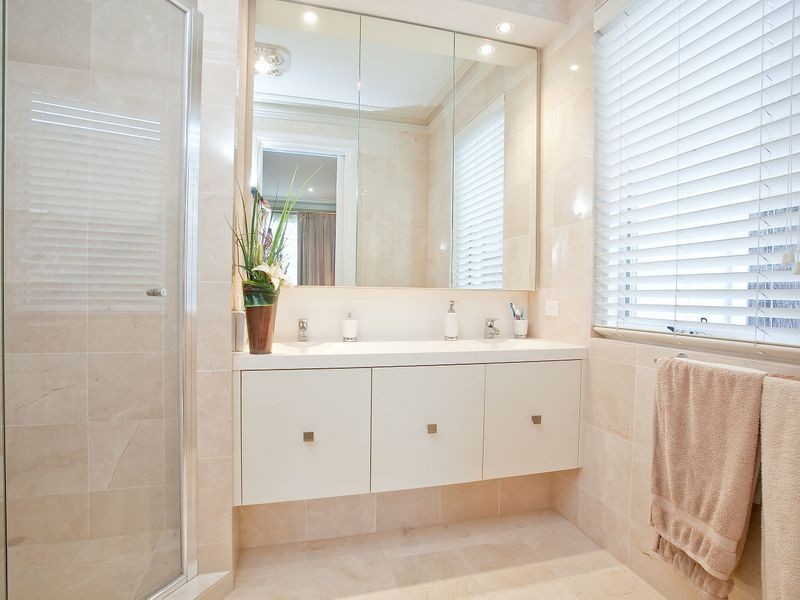 8 Medallion Drive, Grange SA 5022