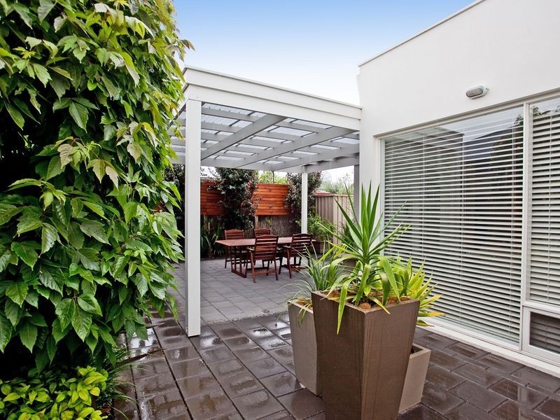 8 Medallion Drive, Grange SA 5022