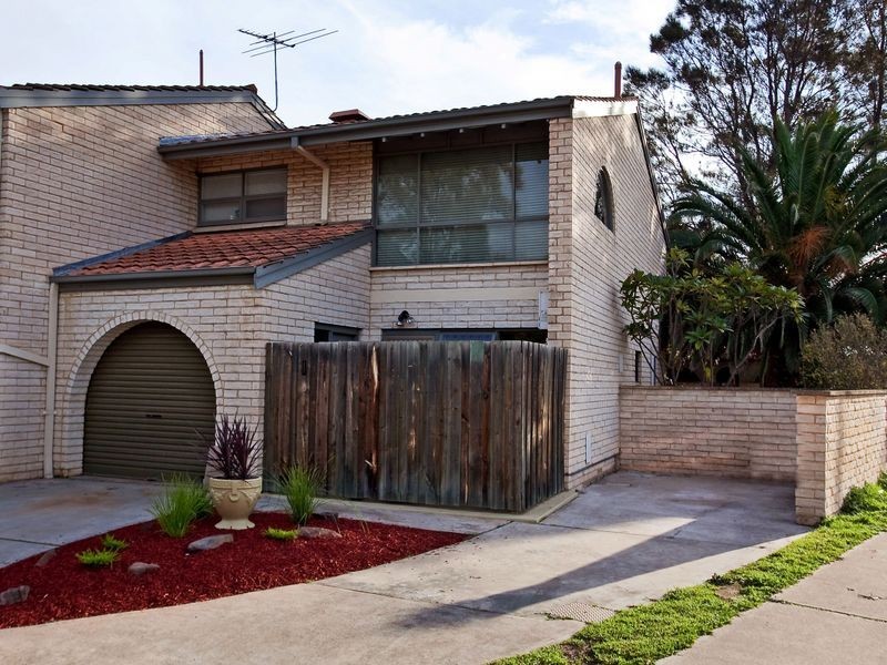 1/1 Mooloola Way, West Lakes Shore SA 5020