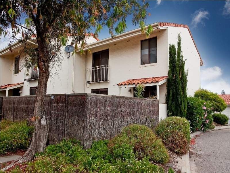 218 Sportsman Drive, West Lakes SA 5021