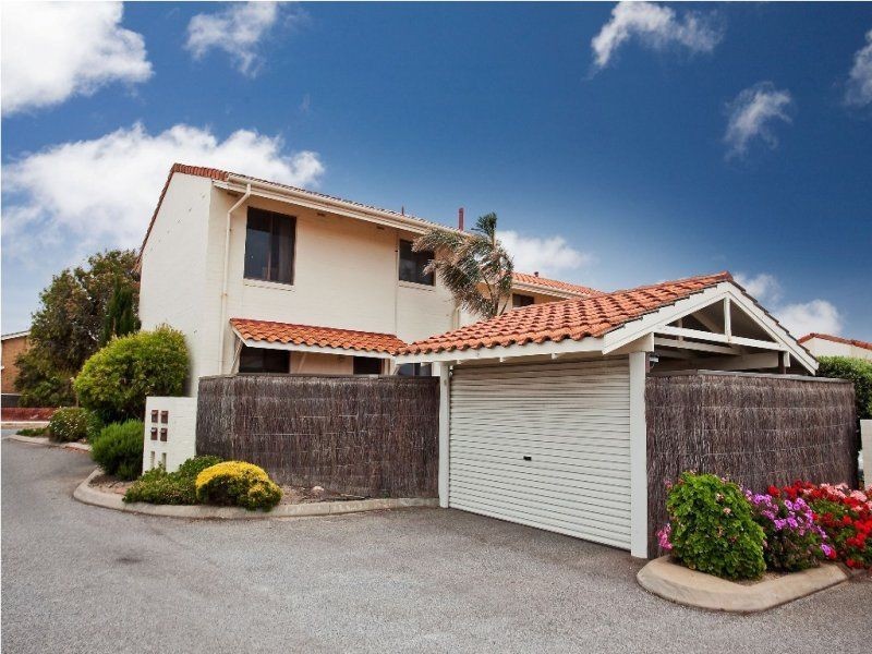 218 Sportsman Drive, West Lakes SA 5021