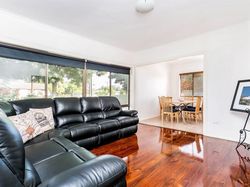 11 Barnes Crescent, Parafield Gardens SA 5107