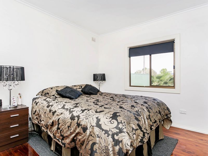 11 Barnes Crescent, Parafield Gardens SA 5107