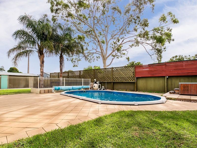 11 Barnes Crescent, Parafield Gardens SA 5107